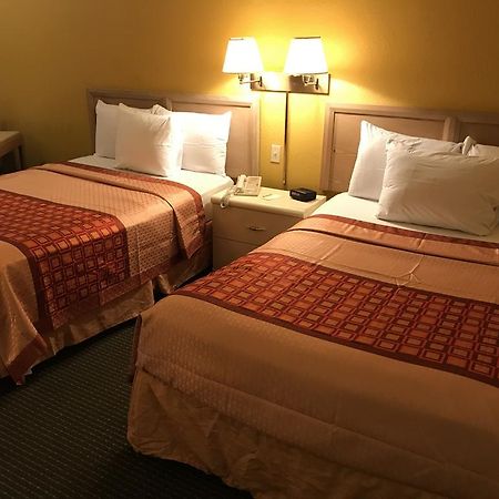 Budget Host Inn Sandusky Esterno foto