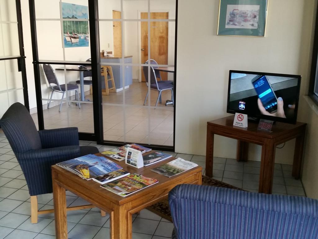 Budget Host Inn Sandusky Esterno foto