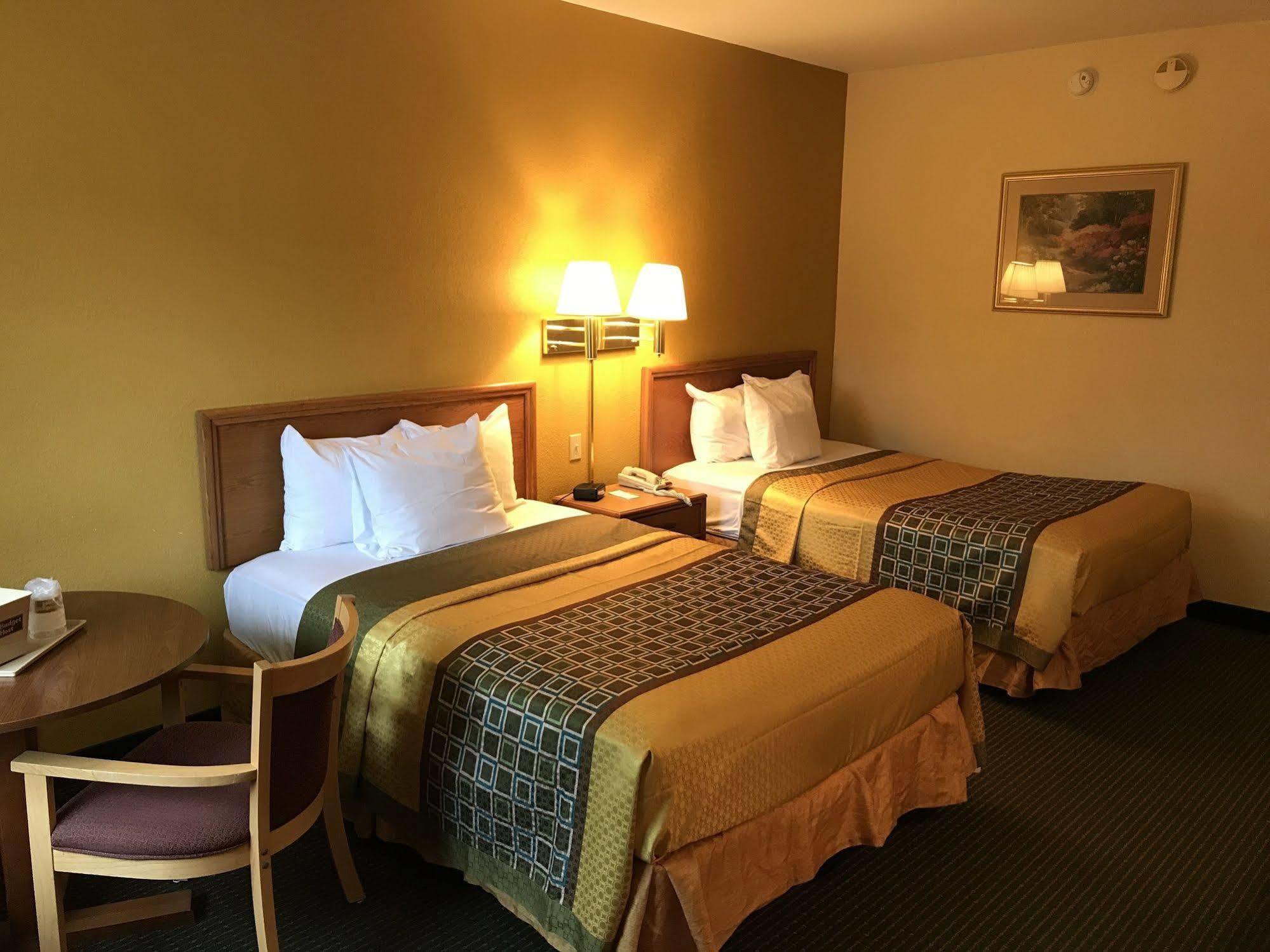 Budget Host Inn Sandusky Esterno foto