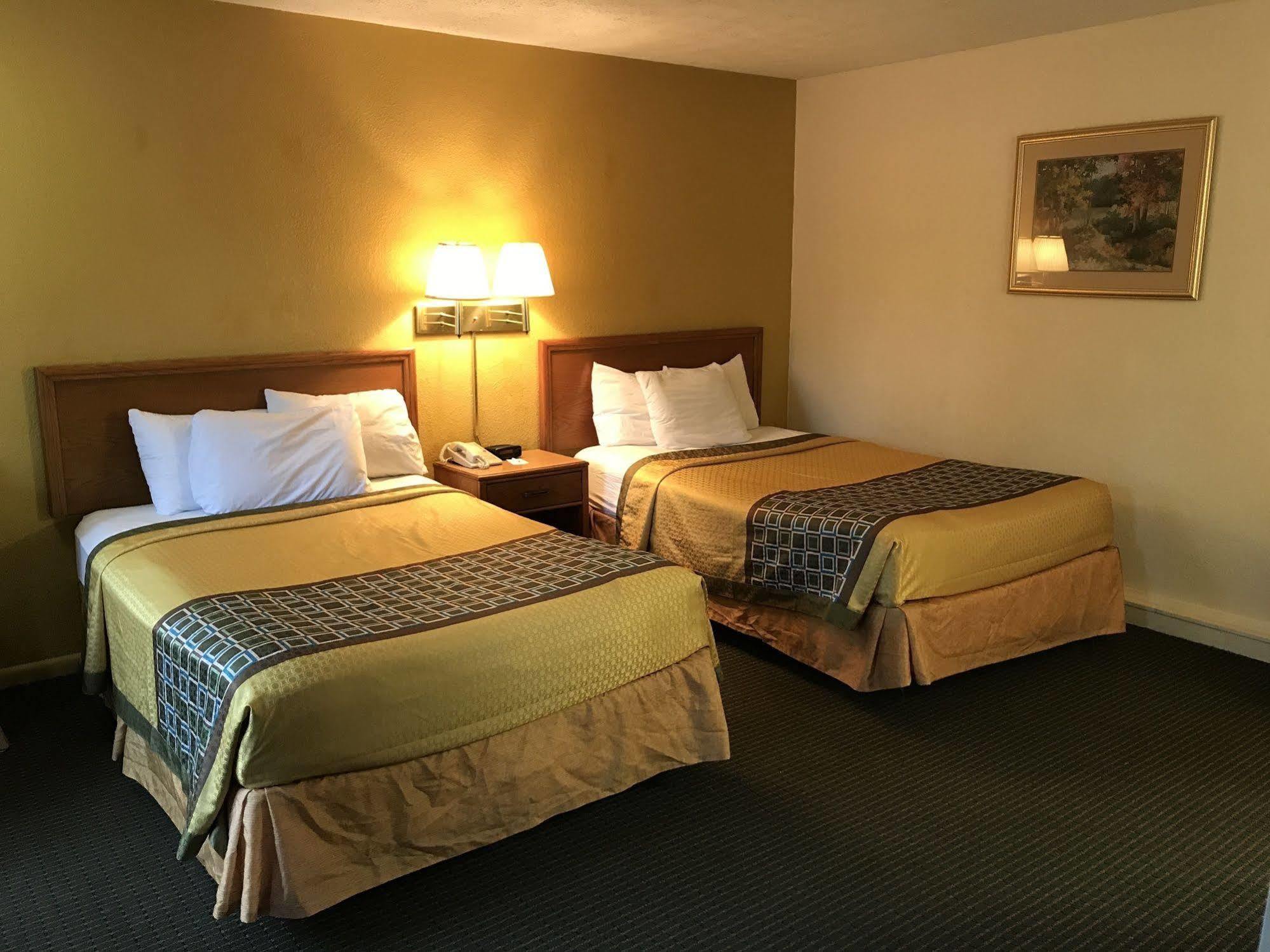Budget Host Inn Sandusky Esterno foto